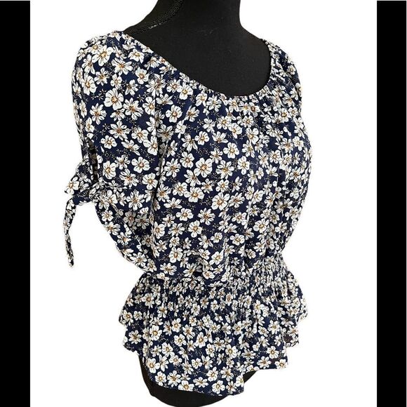 E & M navy blue floral top with tie sleeve and elastic waist size M - Picture 1 of 6